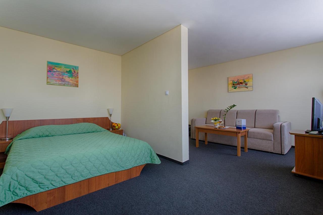 Hemus Hotel Sofia Luaran gambar