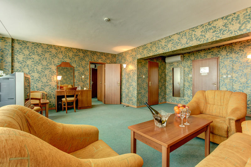 Hemus Hotel Sofia Luaran gambar